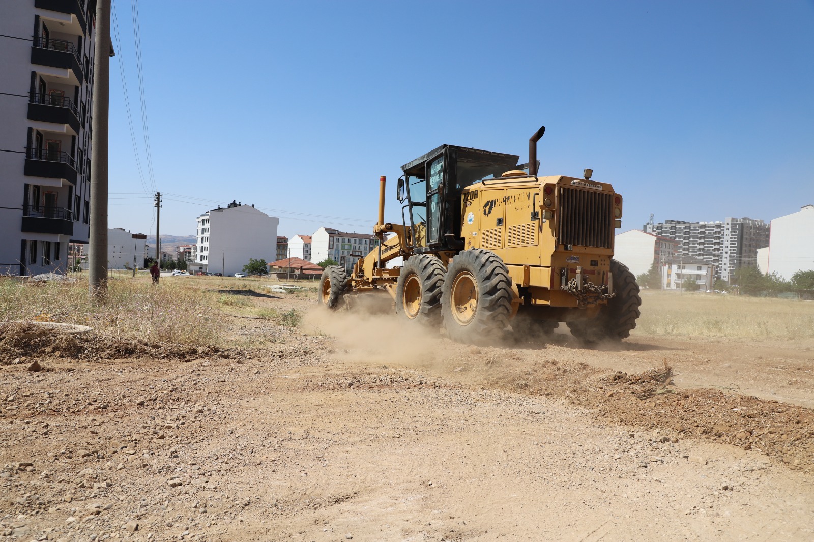 yol-calismalarimiz-devam-ediyor